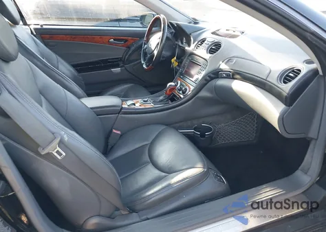 2003 Mercedes-Benz Sl 500 z USA, uszkodzony, nr VIN WDBSK75F73F043193